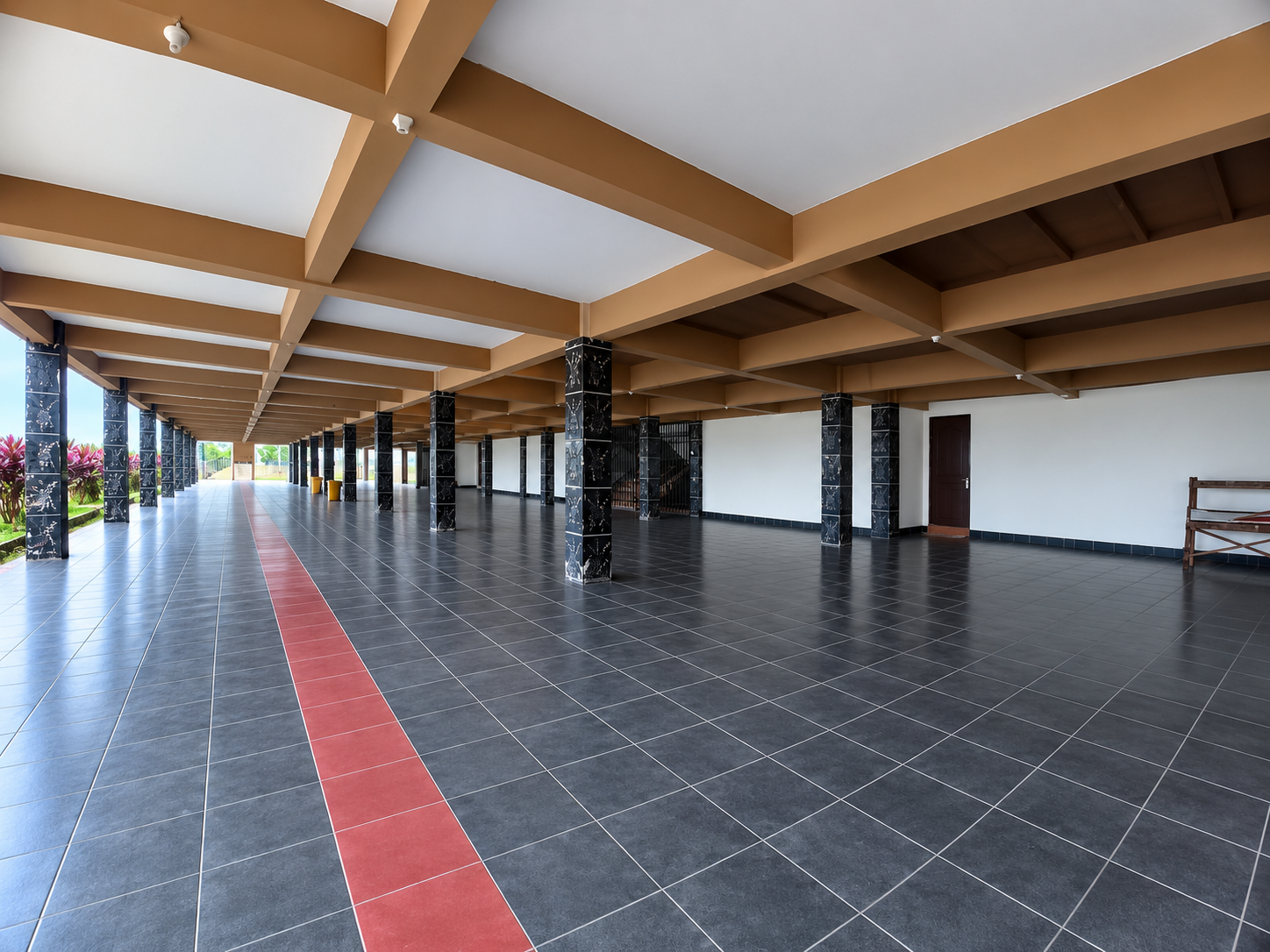 Area Lantai Bawah Kolong Rumah Radakng